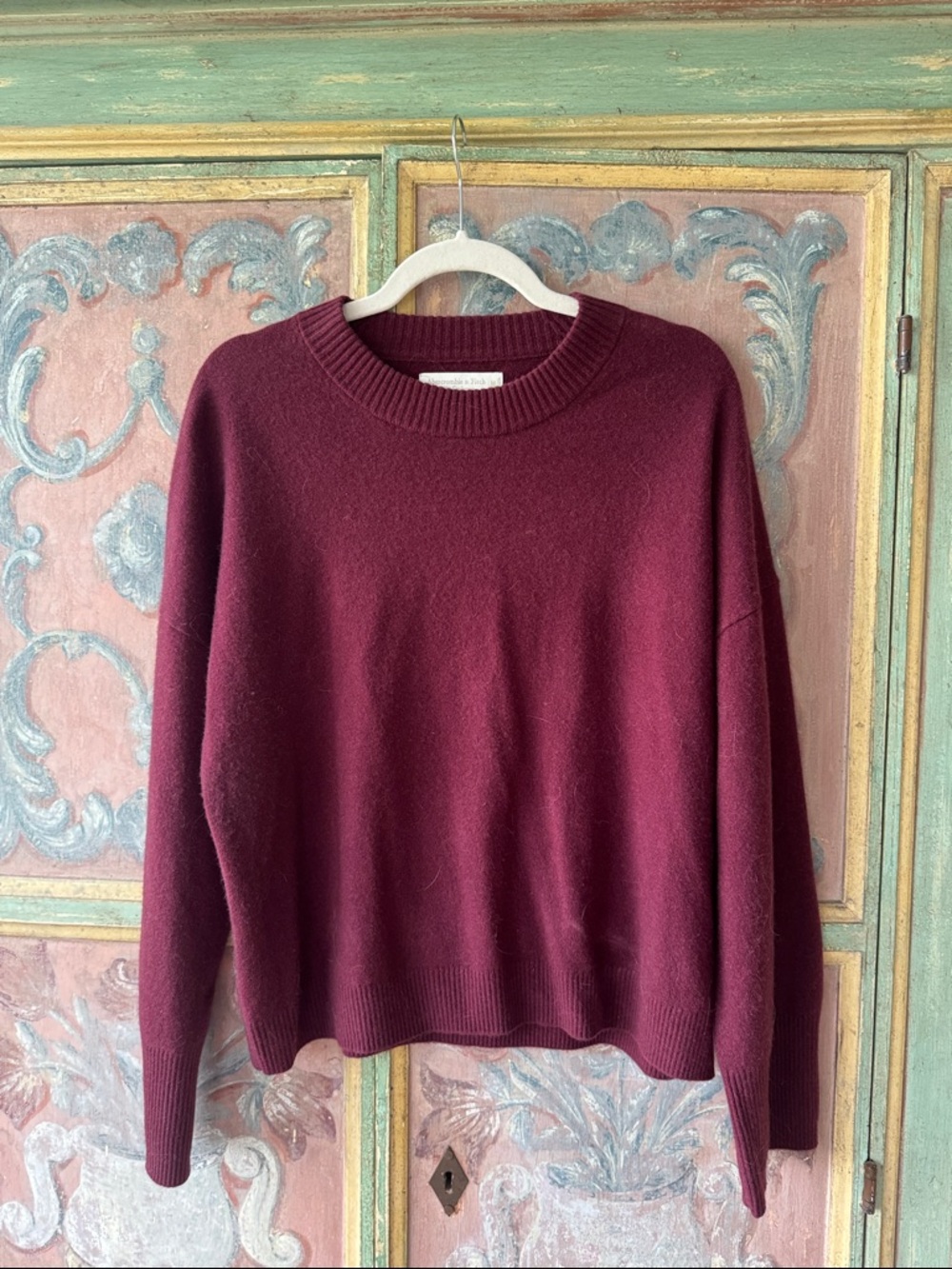 Abercrombie & Fitch Cashmere Burgundy Crewneck Sweater